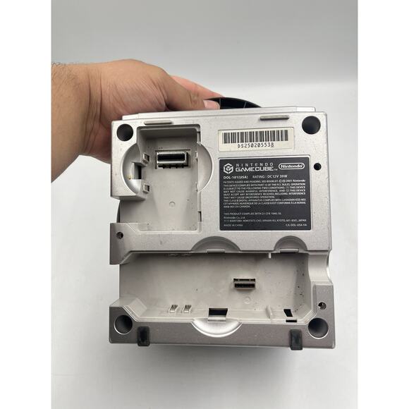 Nintendo GameCube DOL-001 Silver System Console Only For Parts Or Repair Only - Picture 7 of 9